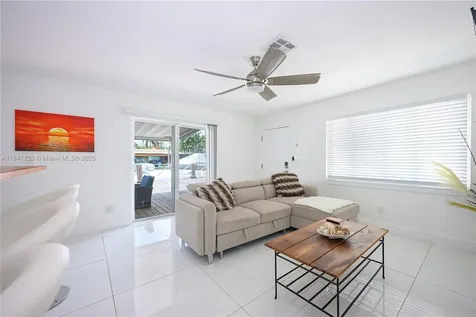 1453 NW 10th Street Dania Beach FL 33004