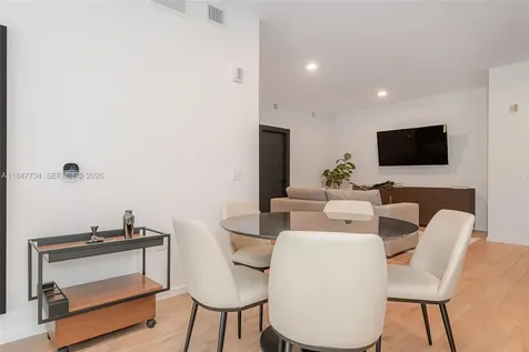398 NE 5th Street Miami FL 33132