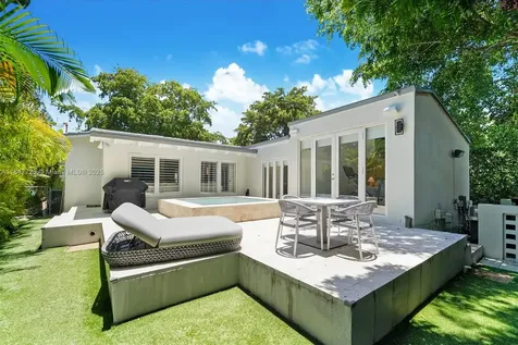 7720 Mindello Street Coral Gables FL 33143