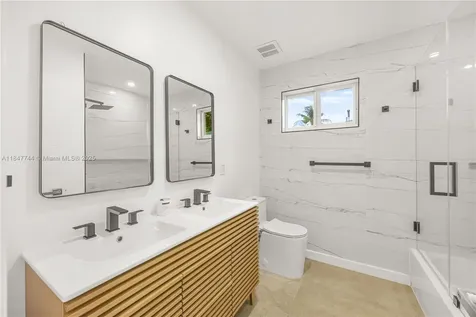 3246 Pierce Street Hollywood FL 33021