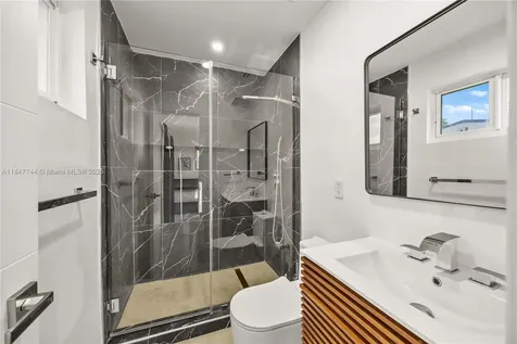 3246 Pierce Street Hollywood FL 33021