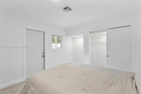 3246 Pierce Street Hollywood FL 33021