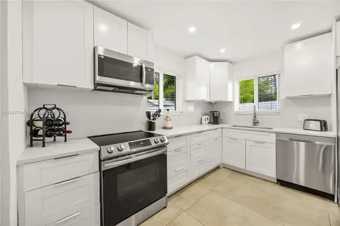 3246 Pierce Street Hollywood FL 33021