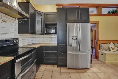 9682 Ridgecrest Court Davie FL 33328