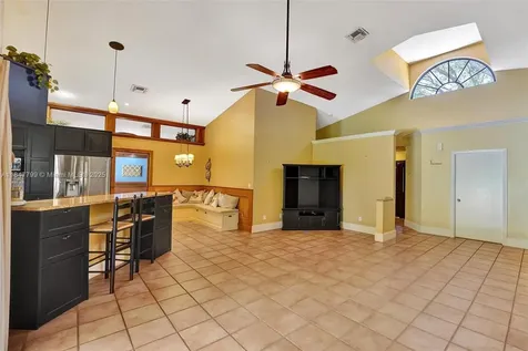 9682 Ridgecrest Court Davie FL 33328