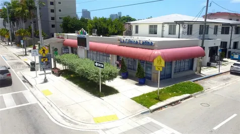 1058 SW 1st Street Miami FL 33130
