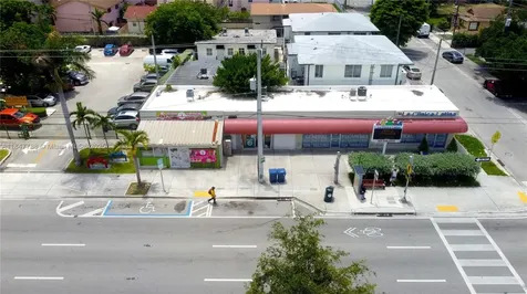 1058 SW 1st Street Miami FL 33130