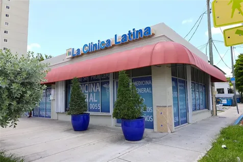 1058 SW 1st Street Miami FL 33130