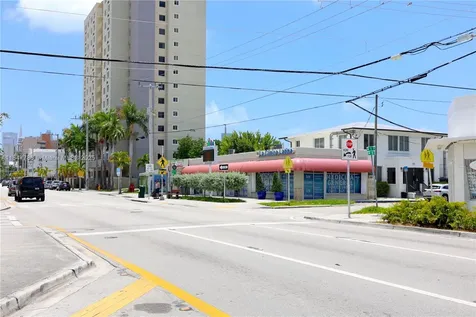 1058 SW 1st Street Miami FL 33130