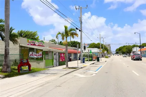 1058 SW 1st Street Miami FL 33130