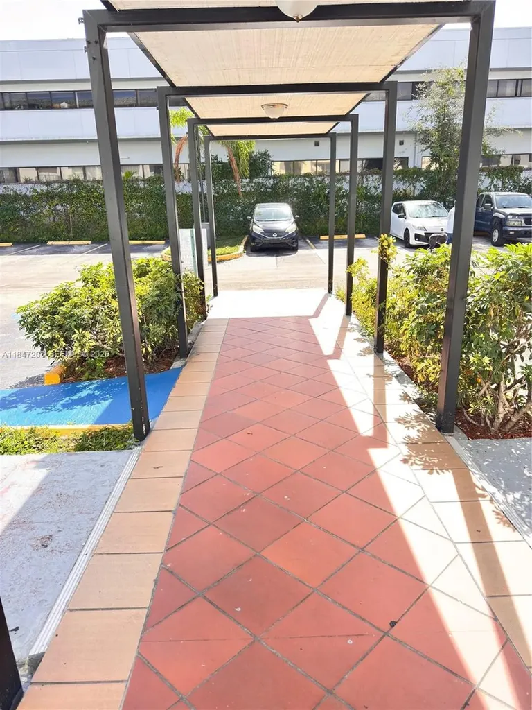 16450 NW 2nd Avenue Miami FL 33169