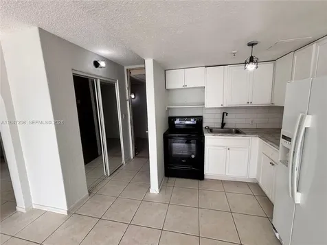 16450 NW 2nd Avenue Miami FL 33169