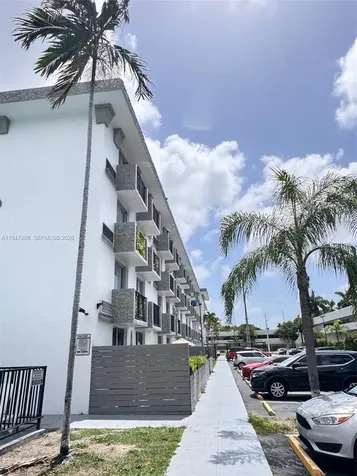 16450 NW 2nd Avenue Miami FL 33169
