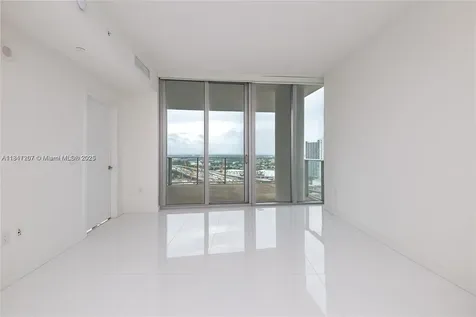 851 NE 1st Avenue Miami FL 33132