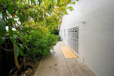 14200 SW 51st Street Miami FL 33175