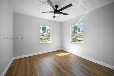 8477 SE Begonia Way Hobe Sound FL 33455