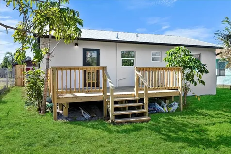 8477 SE Begonia Way Hobe Sound FL 33455