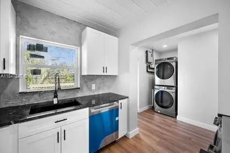 8477 SE Begonia Way Hobe Sound FL 33455