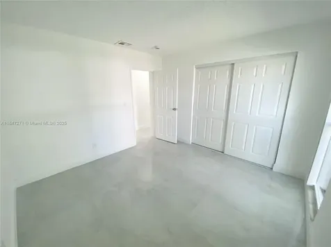 7805 NW 67th Avenue Tamarac FL 33321