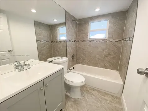 7805 NW 67th Avenue Tamarac FL 33321