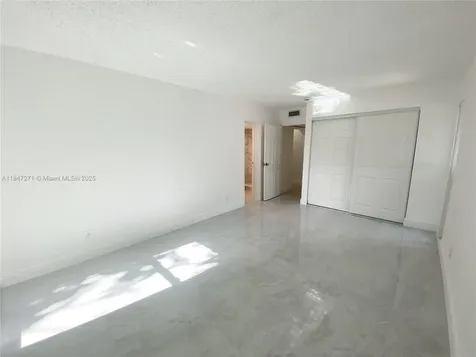 7805 NW 67th Avenue Tamarac FL 33321