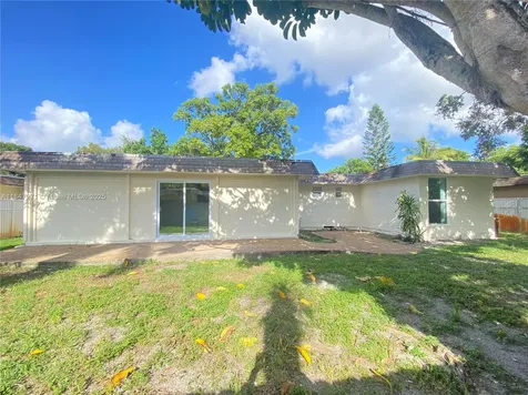 7805 NW 67th Avenue Tamarac FL 33321