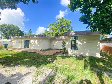 7805 NW 67th Avenue Tamarac FL 33321