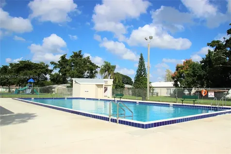 7805 NW 67th Avenue Tamarac FL 33321