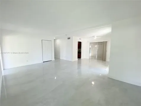 7805 NW 67th Avenue Tamarac FL 33321