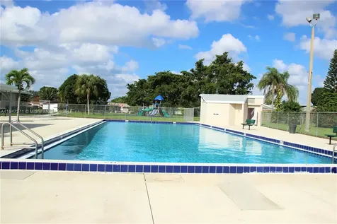 7805 NW 67th Avenue Tamarac FL 33321