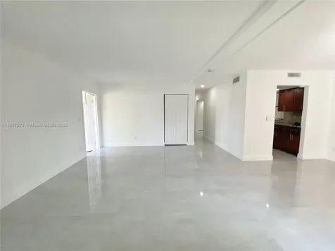 7805 NW 67th Avenue Tamarac FL 33321