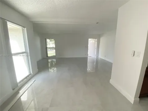 7805 NW 67th Avenue Tamarac FL 33321