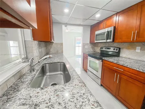 7805 NW 67th Avenue Tamarac FL 33321