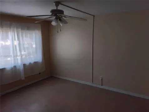 5835 Washington Street Hollywood FL 33023