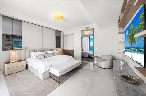 18975 E Collins Avenue Sunny Isles Beach FL 33160