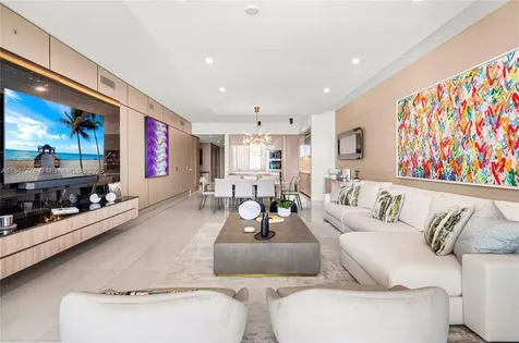 18975 E Collins Avenue Sunny Isles Beach FL 33160