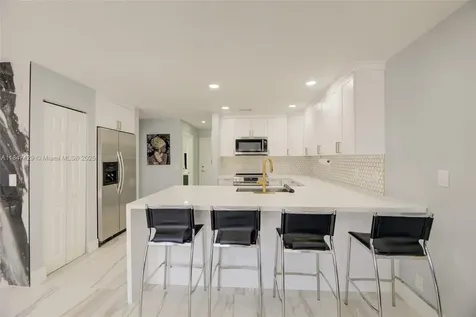 6073 Spring Isles Boulevard Lake Worth FL 33463