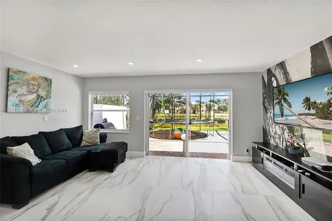 6073 Spring Isles Boulevard Lake Worth FL 33463