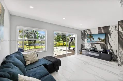 6073 Spring Isles Boulevard Lake Worth FL 33463