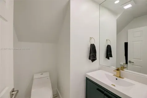 6073 Spring Isles Boulevard Lake Worth FL 33463