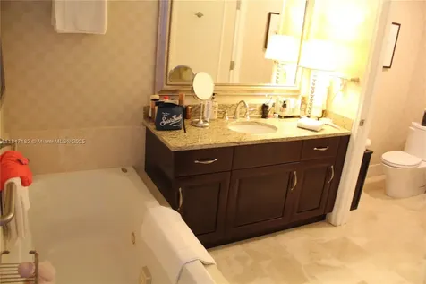 4401 Collins Avenue Miami Beach FL 33140