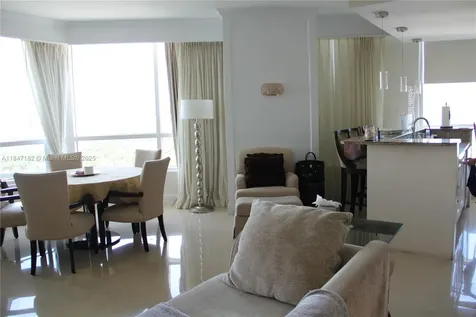 4401 Collins Avenue Miami Beach FL 33140