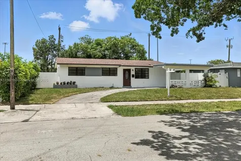 6424 Pierce Street Hollywood FL 33024