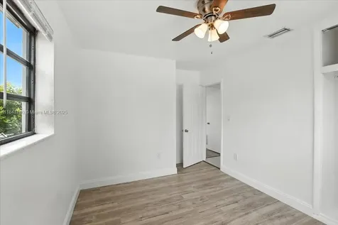 6424 Pierce Street Hollywood FL 33024