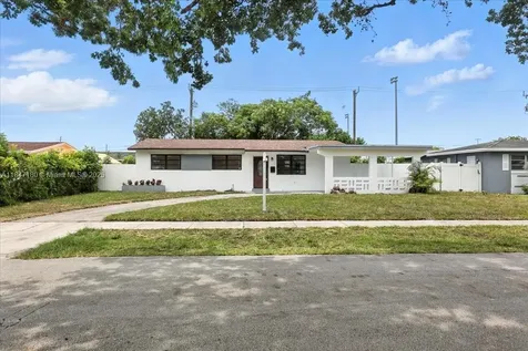 6424 Pierce Street Hollywood FL 33024