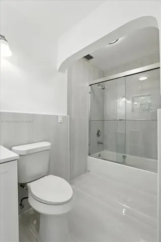 6424 Pierce Street Hollywood FL 33024