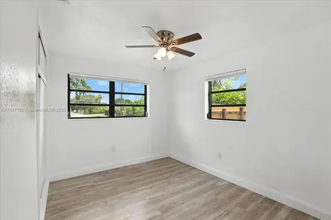 6424 Pierce Street Hollywood FL 33024