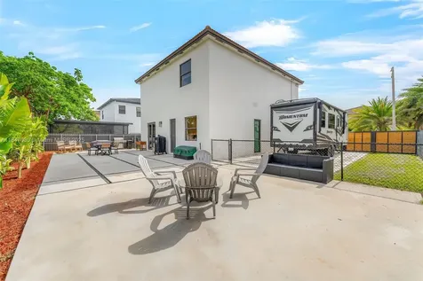 27260 SW 136th Path Homestead FL 33032