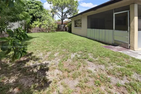 12020 NW 34th Place Sunrise FL 33323