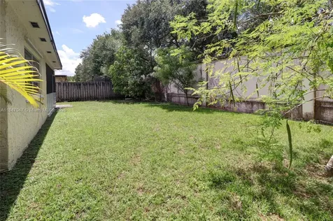12020 NW 34th Place Sunrise FL 33323